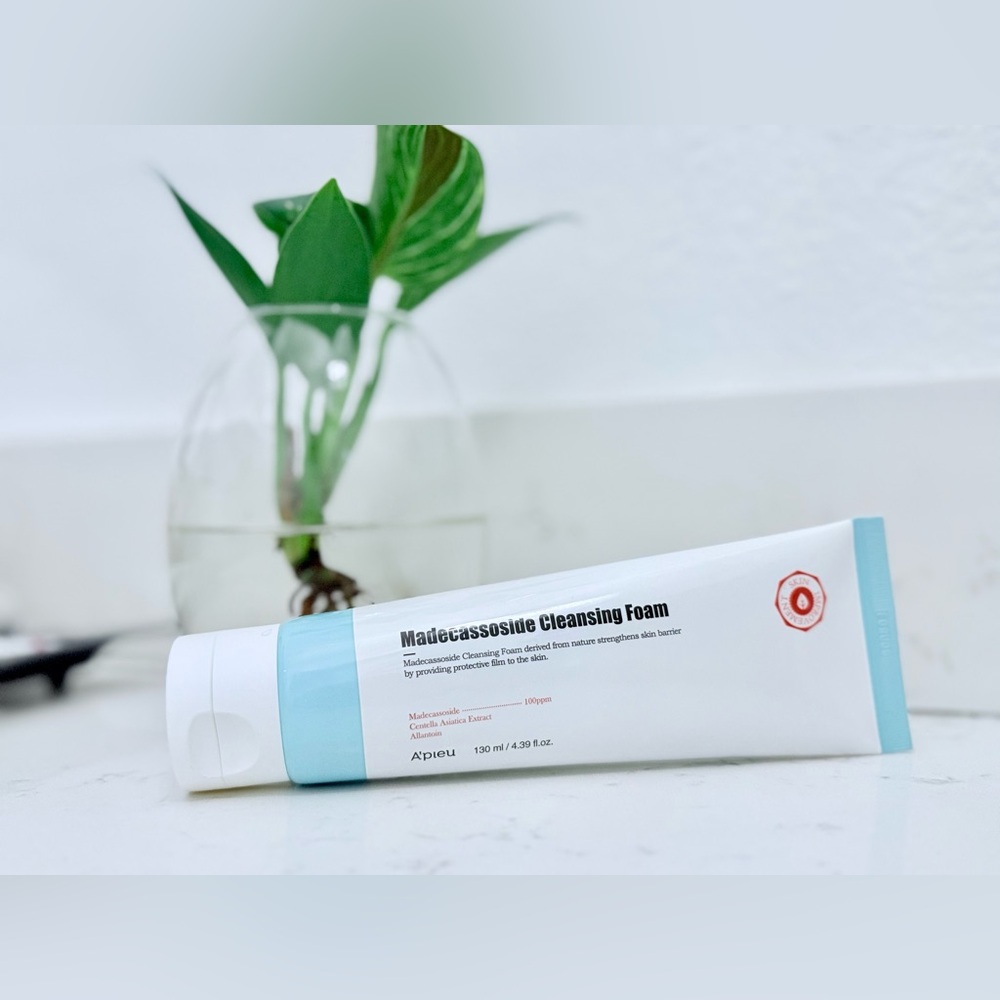 A’pieu Madecassoside Cleansing Foam SEALED 4.39oz